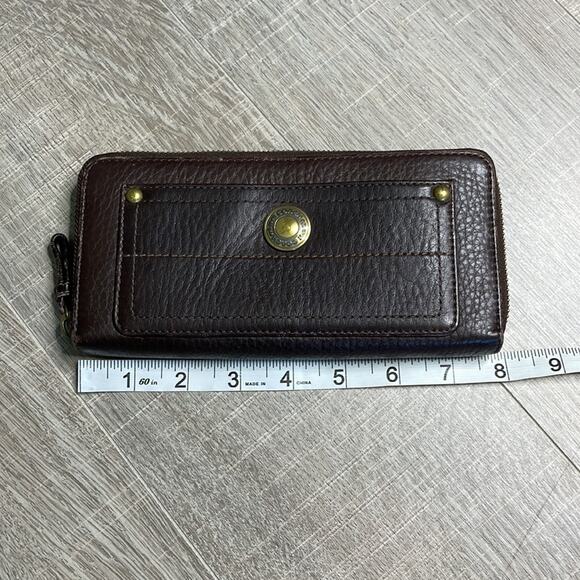 COACH Women’s Brown Leather Zip Around Wallet - Picture 8 of 13